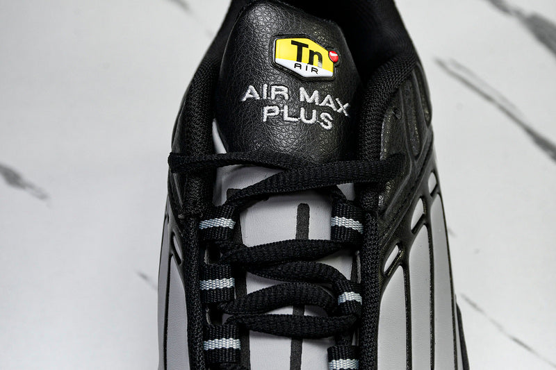 TN Air Max Plus 3 Grey Black