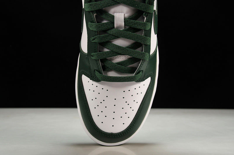 Dunk Low “Varsity Green”