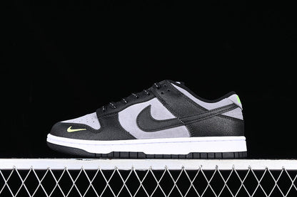 Dunk Low Black Grey Green Strike