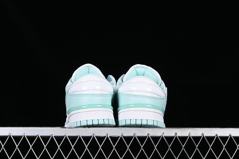 Dunk Low Twist Jade Ice