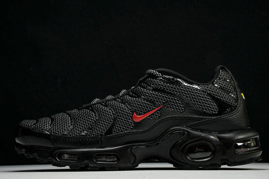 Air Max Plus “Metal Mesh”