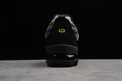 VAPORMAX PLUS BLACK/VOLT-WHITE