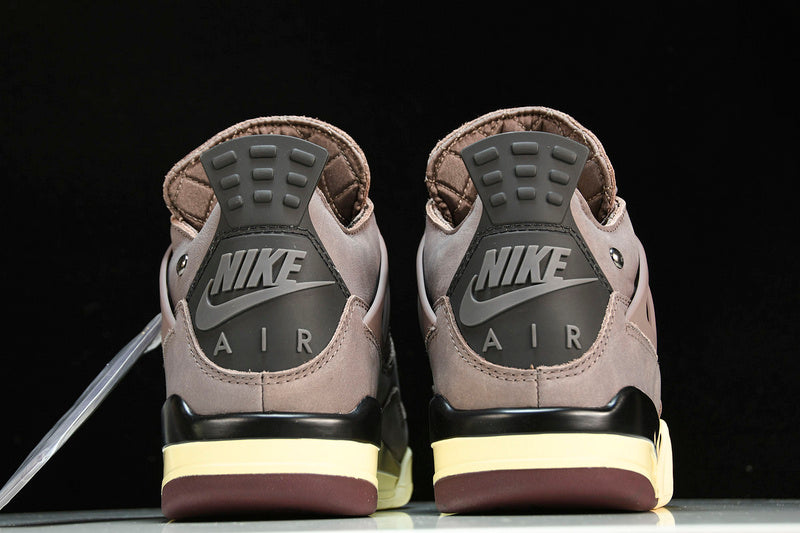 Air Jordan 4s MA MANIERE RETRO VIOLET ORE