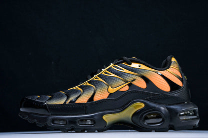 TN Air Max Plus Black Sundial