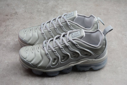 Air VaporMax Plus Wolf Grey