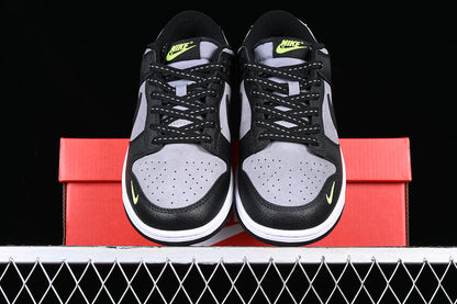 Dunk Low Black Grey Green Strike
