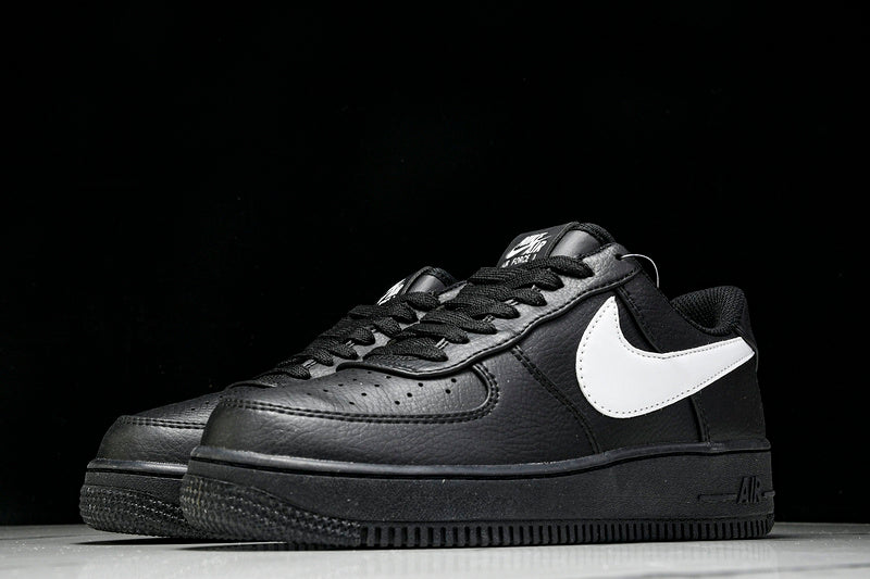 Air Force 1 Low “Black/White”