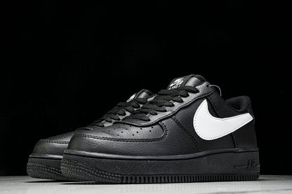 Air Force 1 Low “Black/White”