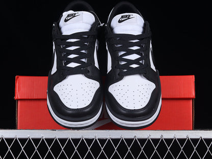 Dunk Low Twist Panda