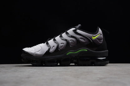 VAPORMAX PLUS BLACK/VOLT-WHITE
