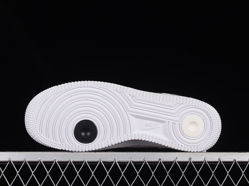 Air Force 1 Low “40th Anniversary”DQ7658-100