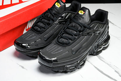 TN Air Max Plus 3 Triple Black
