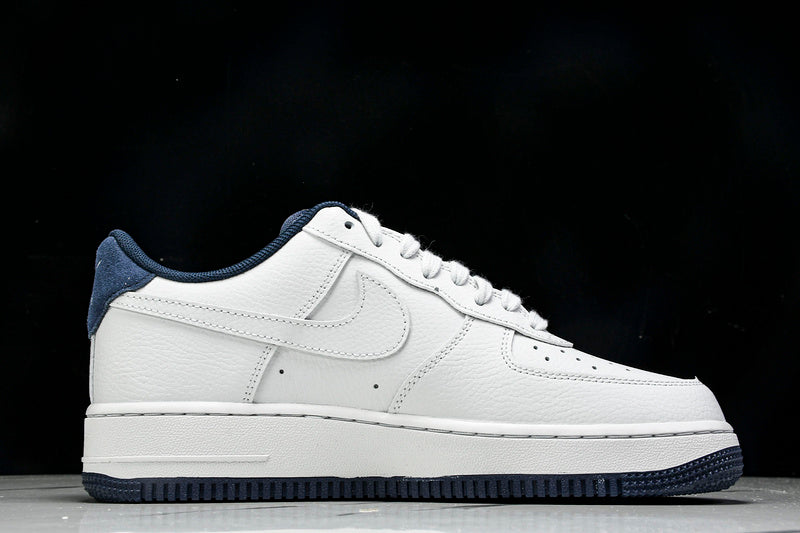 Air Force 1 Low PHOTON DUST/OBSIDIAN