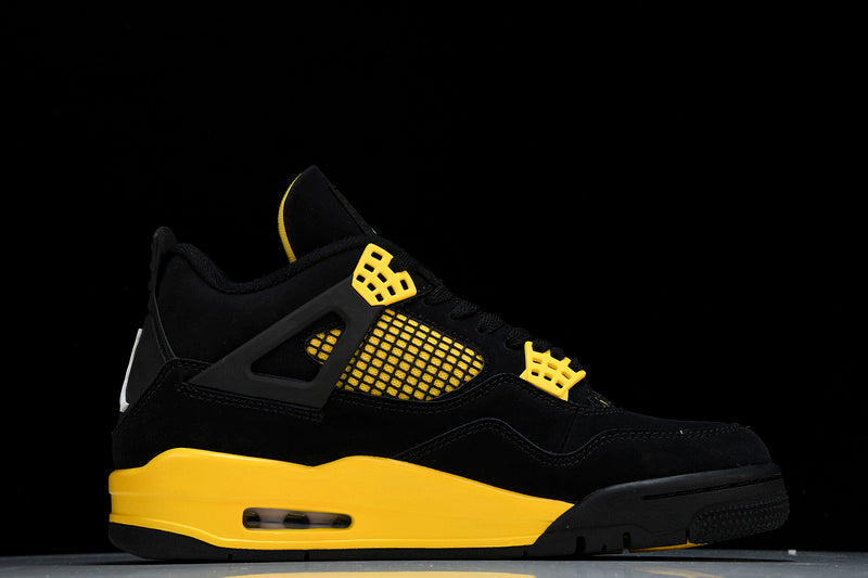 Air Jordan 4s Retro/black/yellow