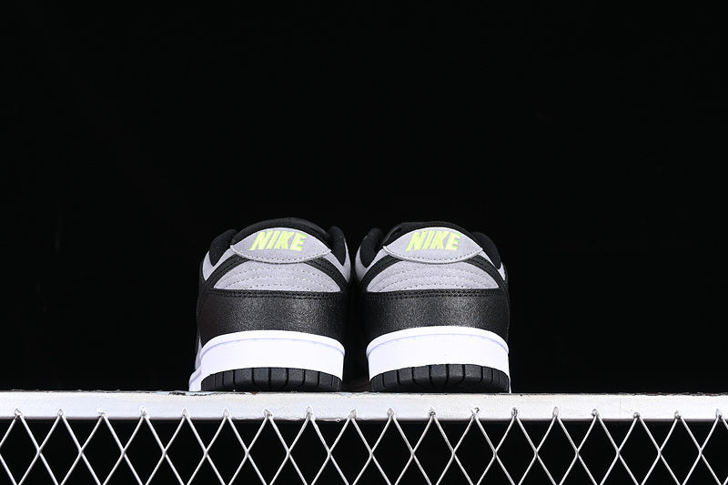 Dunk Low Black Grey Green Strike