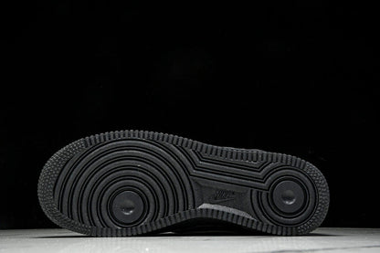 Air Force 1 Low “Black/White”