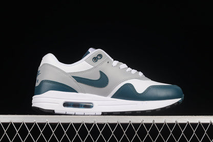 Air Max LV8” White/Dark /Teal DH4059-101
