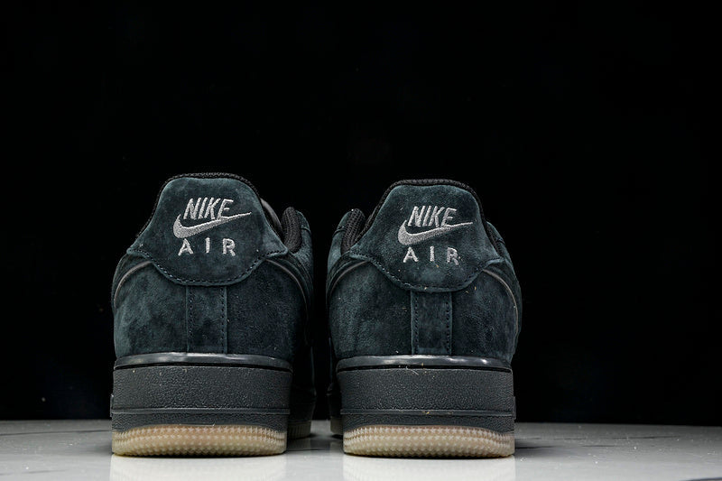 Air Force 1 Low BLACK SUEDE GLOW-IN-THE-DARK