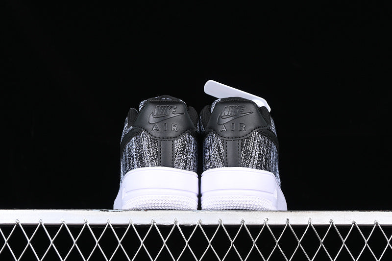 Air Force 1 Flyknit 2.0 Black White