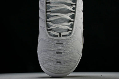 TN Air Max Plus  White/Grey Wmns