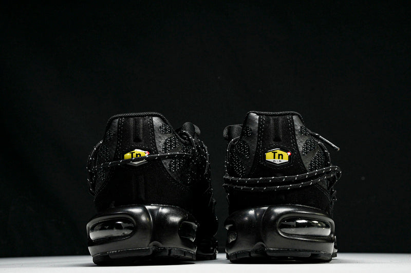 Air Max Plus FD0670-001