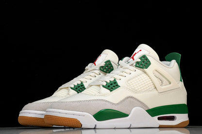 Air Jordan 4s RETRO SP SAIL/PINE GREEN