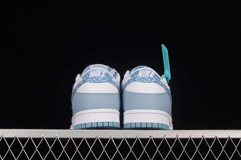 Dunk Low WMNS “Blue Paisley”