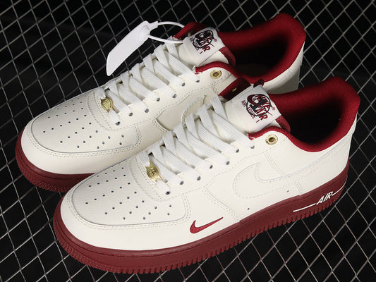 Air Force 1 Low “Team Red”DQ7582-100