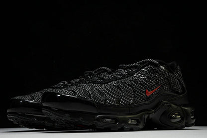 Air Max Plus “Metal Mesh”