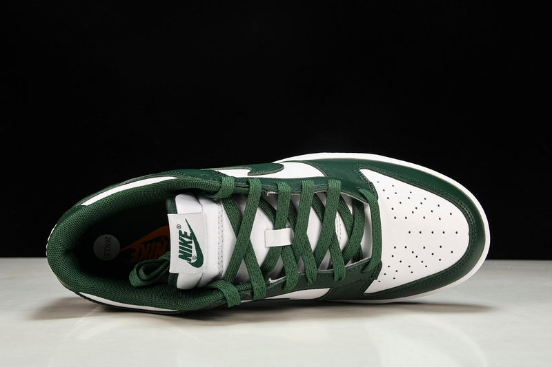 Dunk Low “Varsity Green”