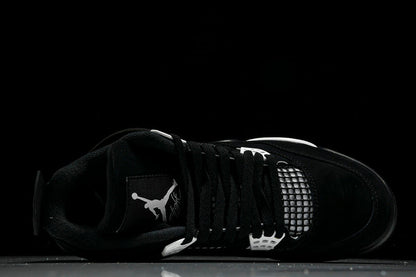 Air Jordan 4s RETRO WHITE THUNDER