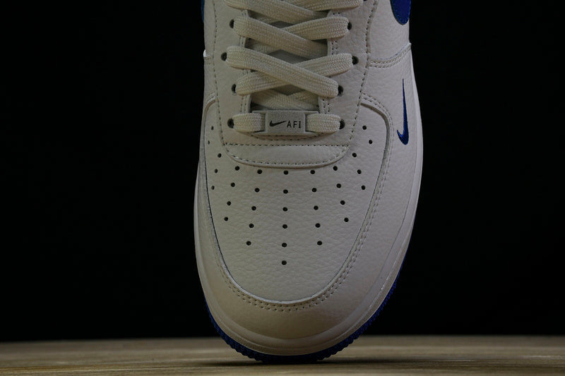 Air Force 1 Low White Royal blue 40 edition