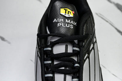 TN Air Max Plus 3 Grey Black