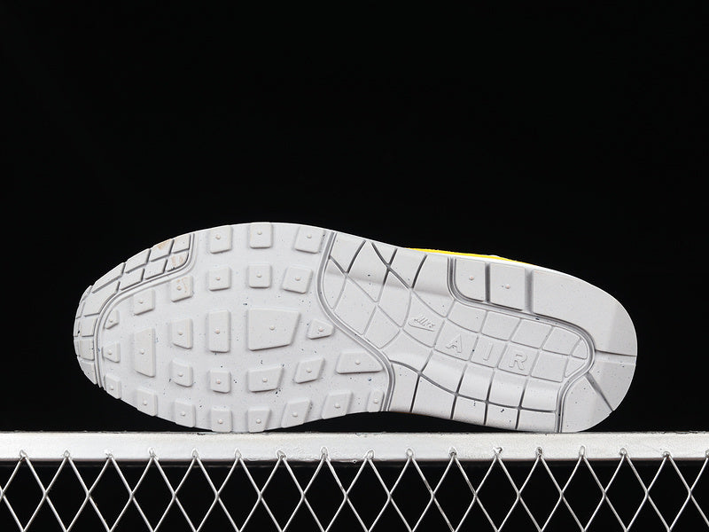 Air Max 1 University Gold WMNS