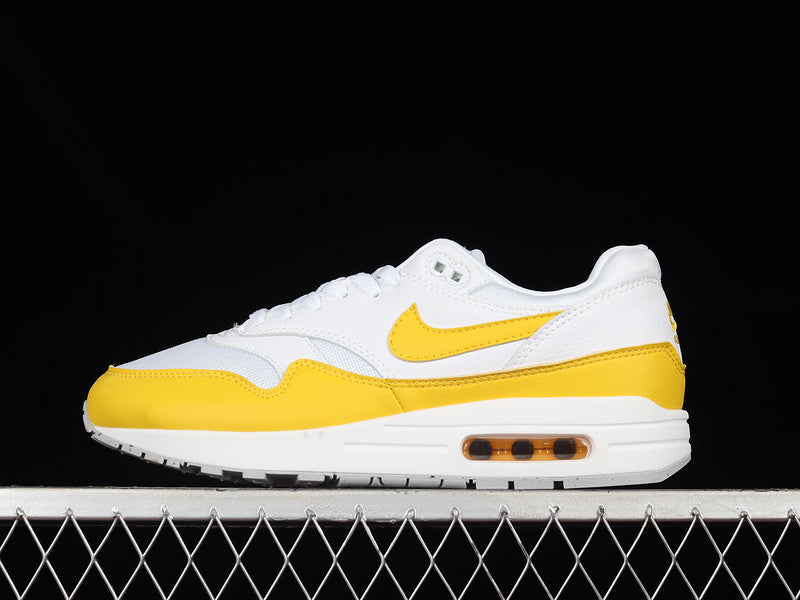 Air Max 1 University Gold WMNS
