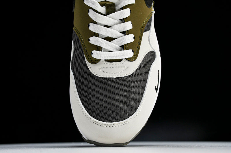 Air Max 1 NEUTRAL OLIVE/BLACK/SAIL/LIGHT