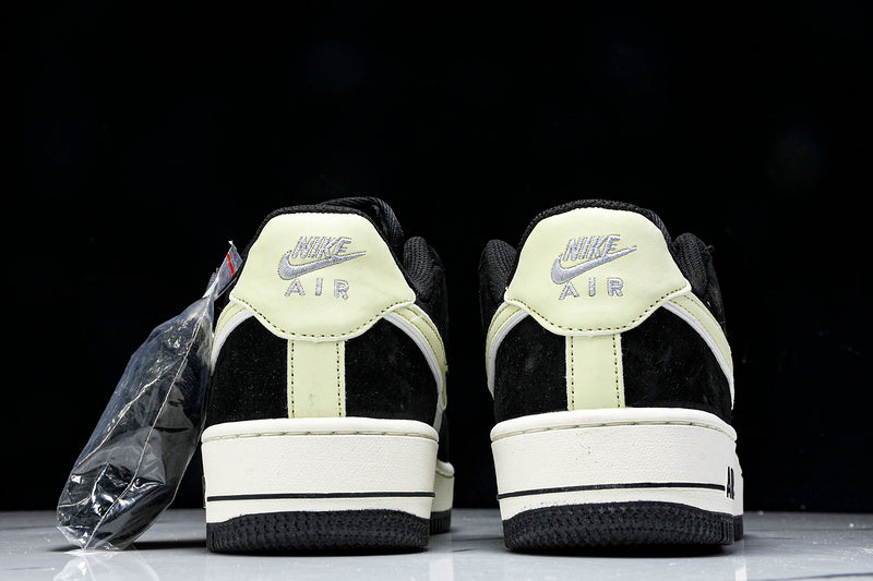 WMNS  Air Force 1 Low PANDA FULL OF STARS