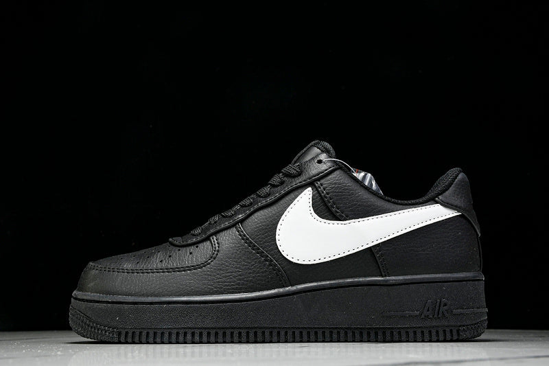 Air Force 1 Low “Black/White”