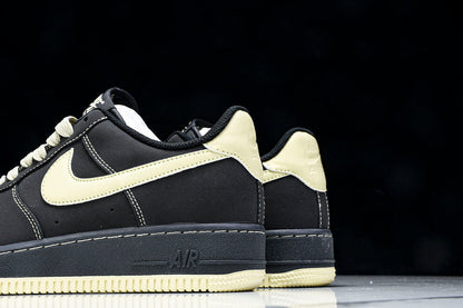 Air Force 1 Low BLACK/GOLD