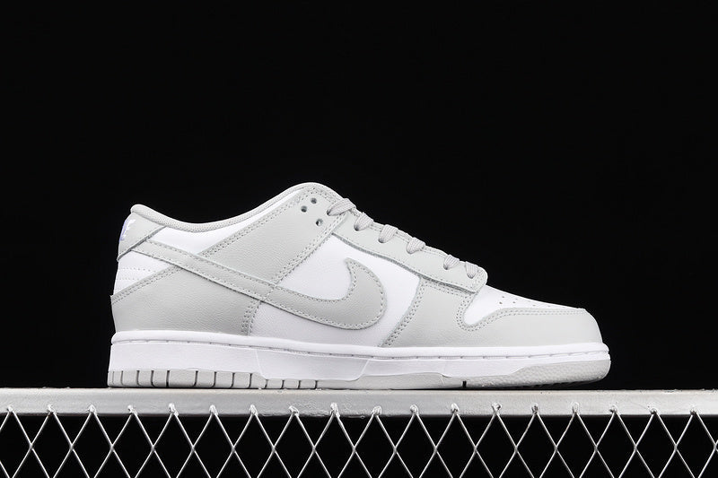 Dunk Low “Grey Fog”