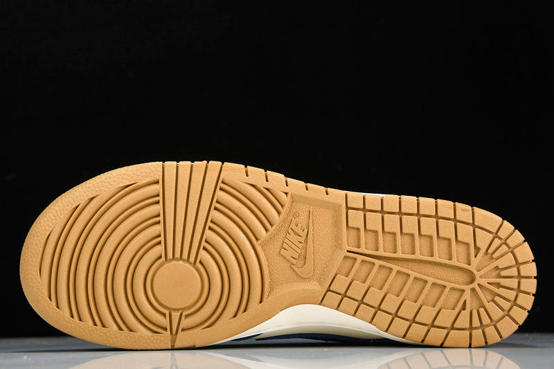 Dunk Low “Kansas City”