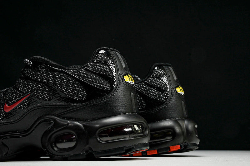 Air Max Plus “Metal Mesh”