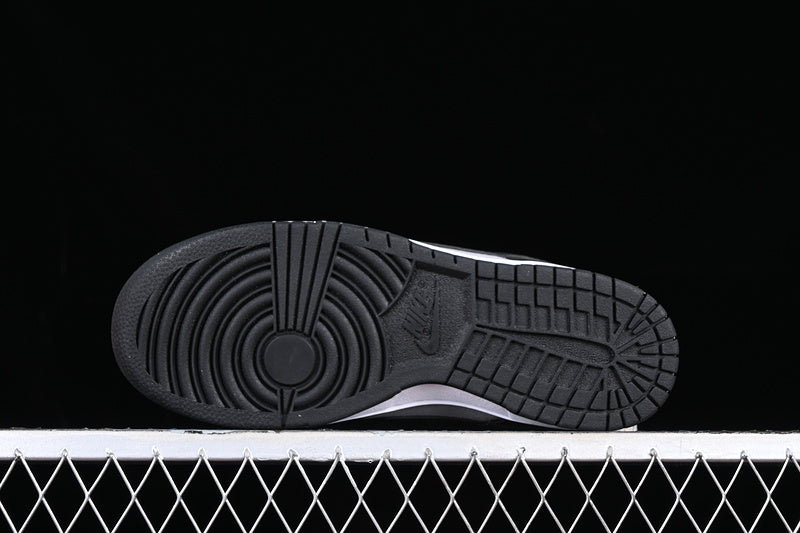 Dunk Low Black Grey Green Strike