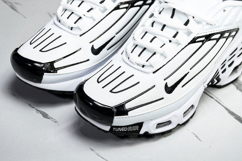 TN Air Max Plus 3 GS White Black