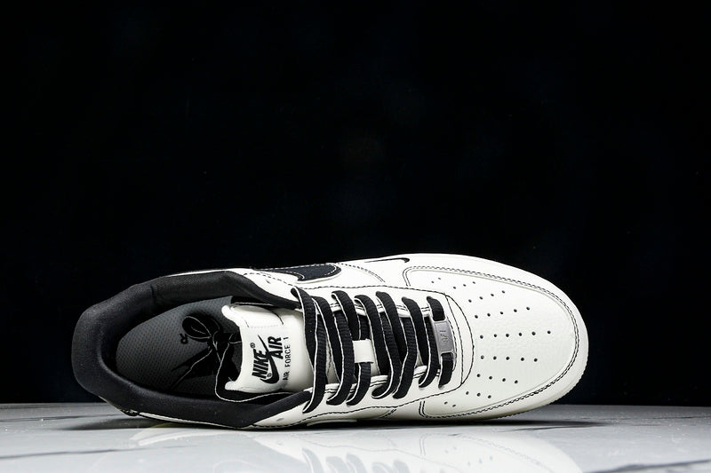 Air Force 1 Low LOW BLACK LINE ON TWO-TONE BASE