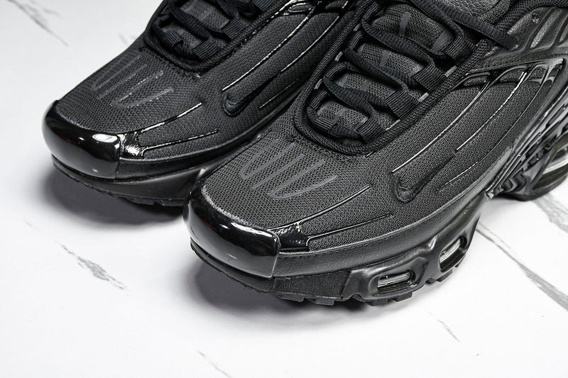TN Air Max Plus 3 Triple Black