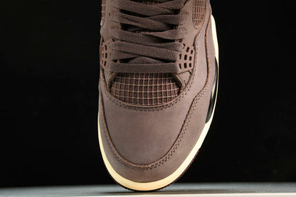 Air Jordan 4s MA MANIERE RETRO VIOLET ORE