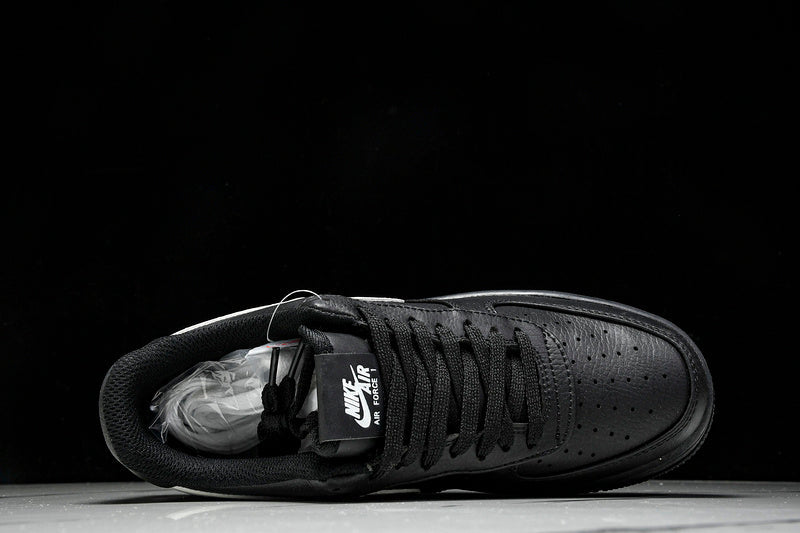 Air Force 1 Low “Black/White”