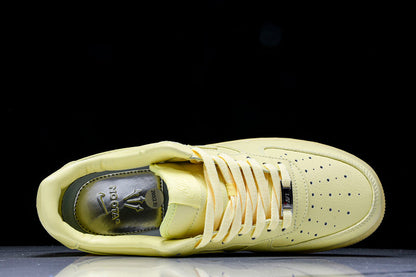 WMNS  Air Force 1 “LYF”