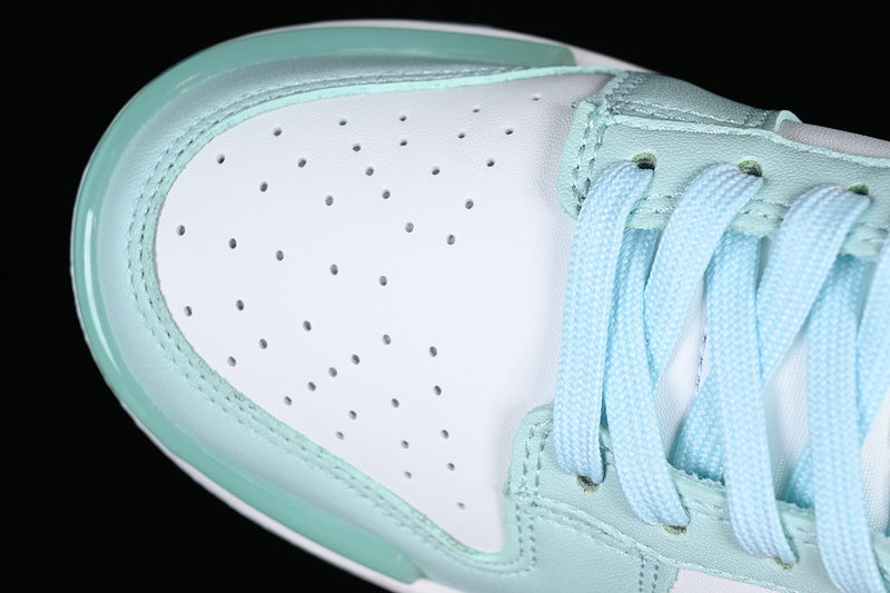 Dunk Low Twist Jade Ice